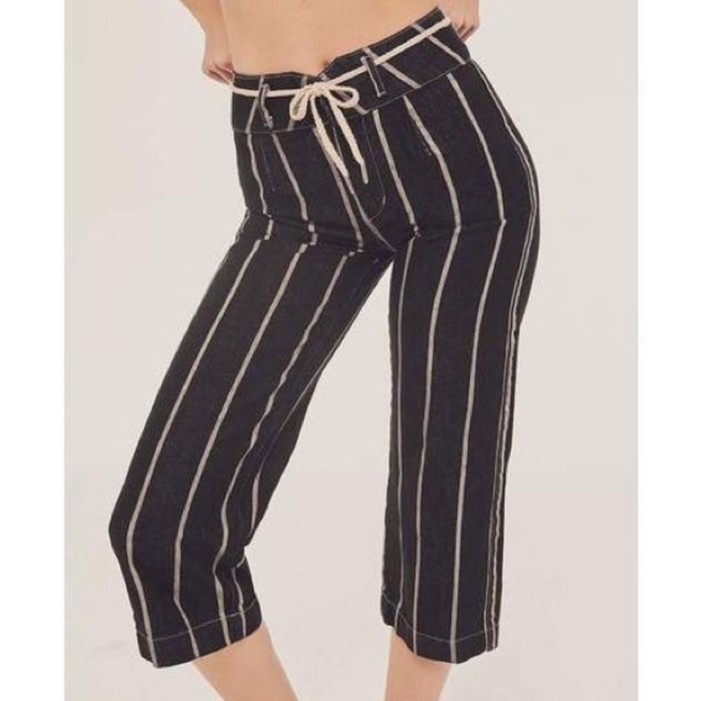 BDG Urban Outfitters High Rise Cropped Striped Pants Black White Size 25 C2